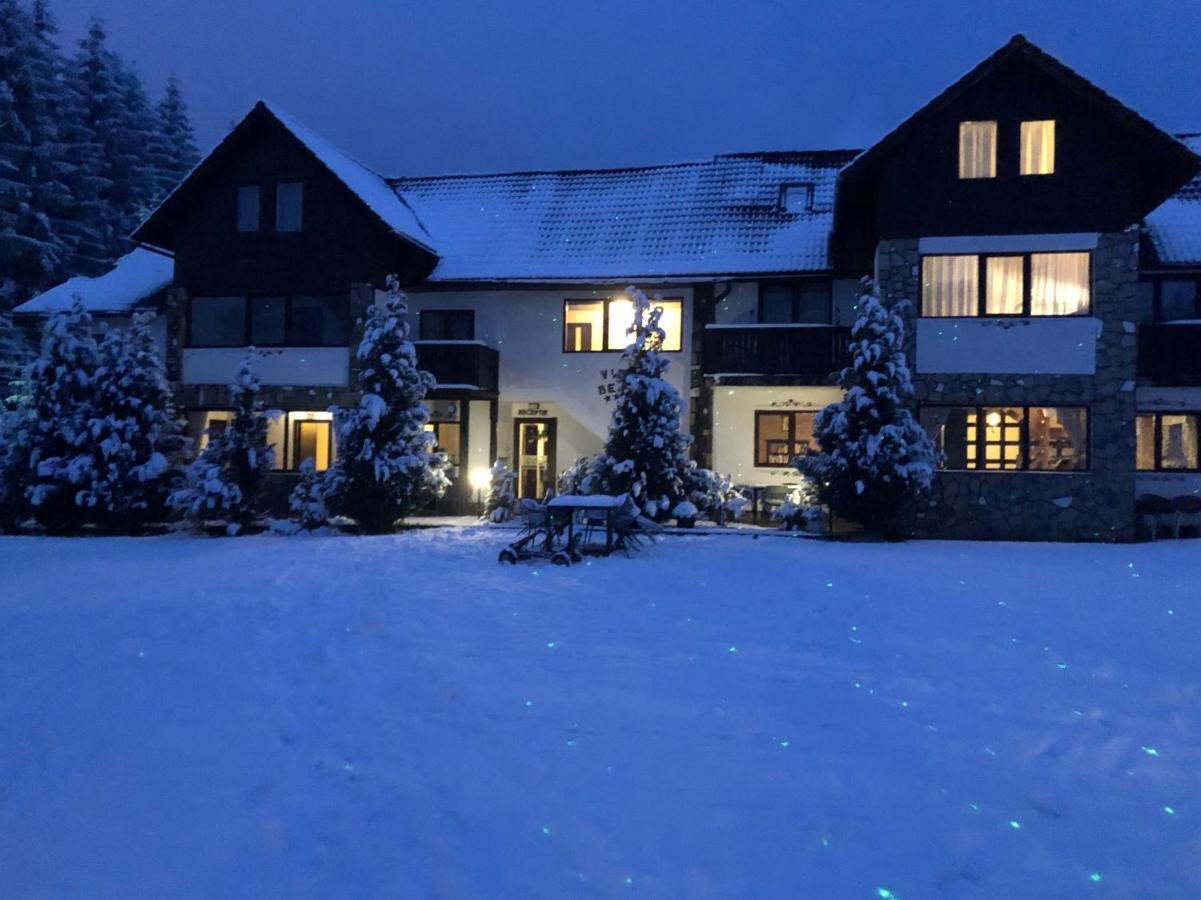 Garden Retreat (Adults Only) Hotel Bran  Buitenkant foto