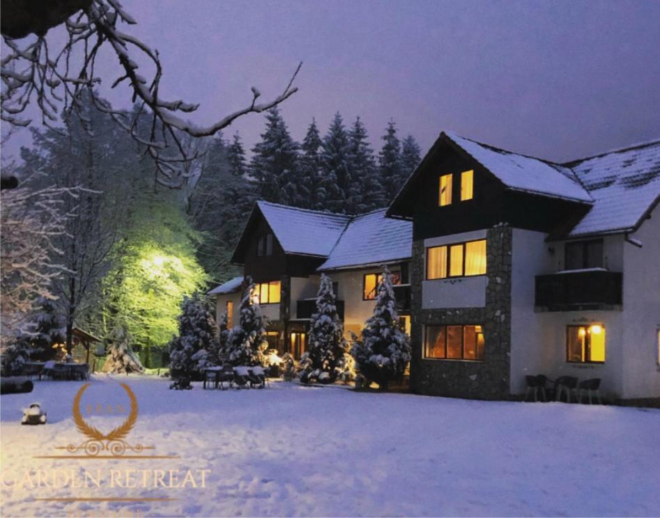 Garden Retreat (Adults Only) Hotel Bran  Buitenkant foto