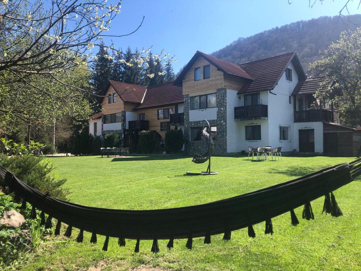 Garden Retreat (Adults Only) Hotel Bran  Buitenkant foto