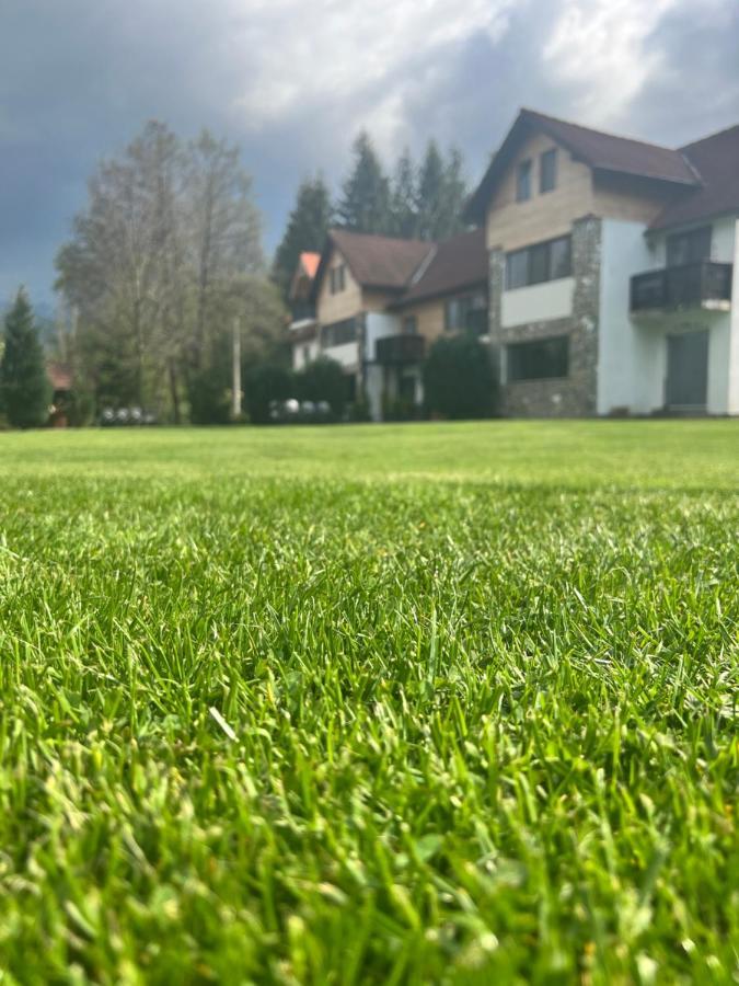 Garden Retreat (Adults Only) Hotel Bran  Buitenkant foto