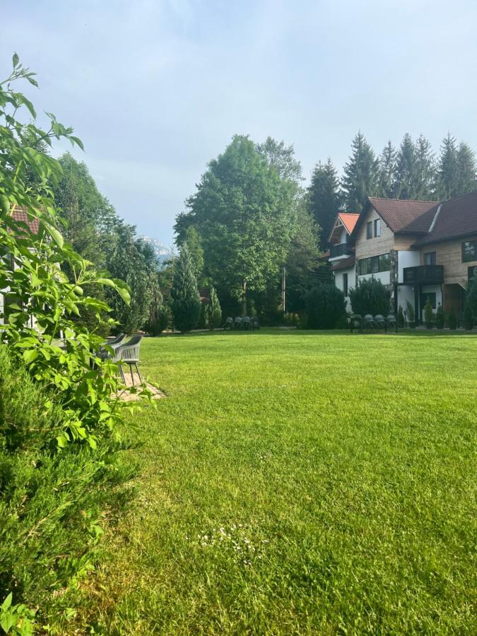 Garden Retreat (Adults Only) Hotel Bran  Buitenkant foto